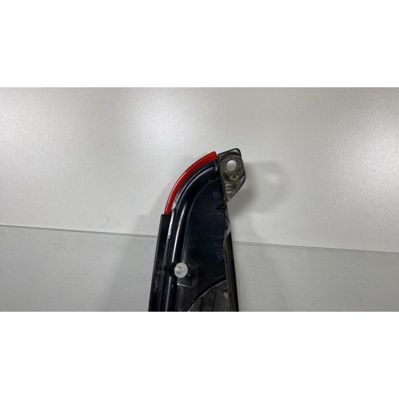 Feu arriere principal droit (feux) FIAT PANDA 2 Photo n°3
