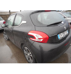 Commande autoradio PEUGEOT 208 1
