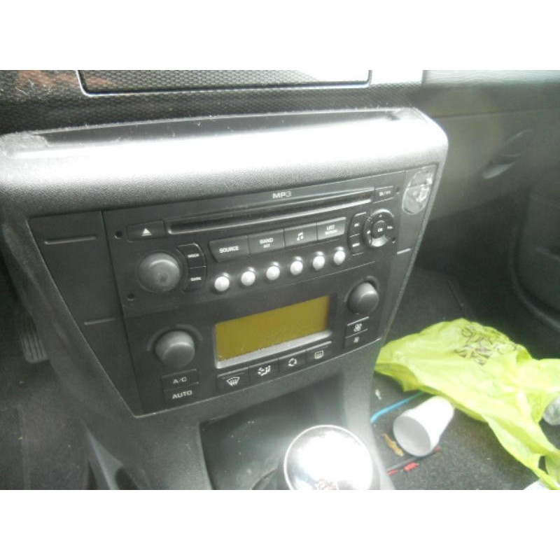 Pare choc arriere CITROEN C4 1 Photo n°27