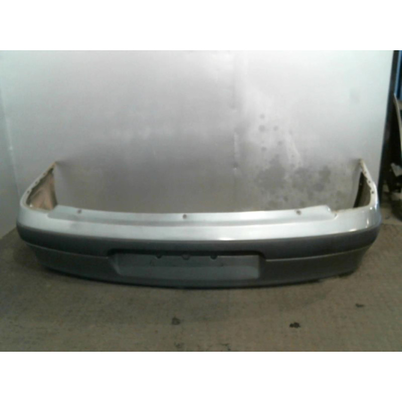 Pare choc arriere RENAULT MEGANE 1 Photo n°11