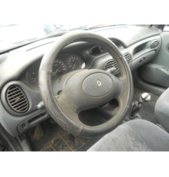 Pare choc arriere RENAULT MEGANE 1
