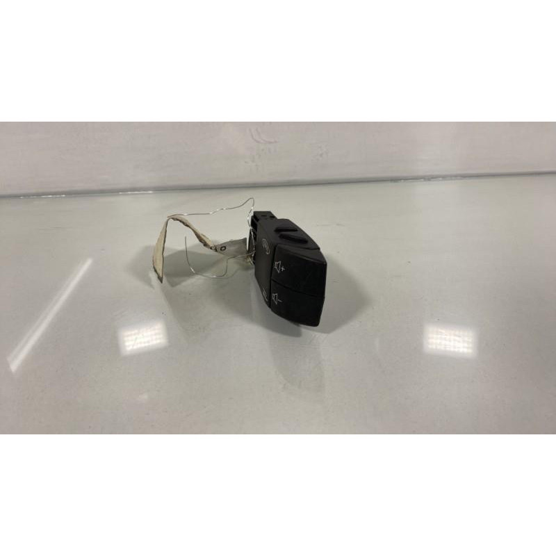 Commande autoradio RENAULT TWINGO 2 Photo n°14