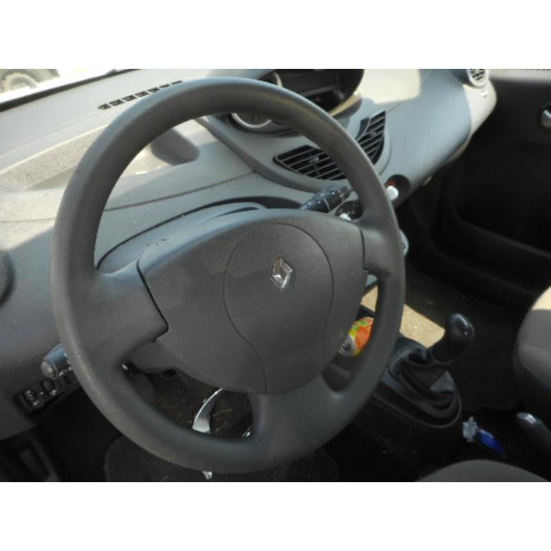 Commande autoradio RENAULT TWINGO 2 Photo n°22
