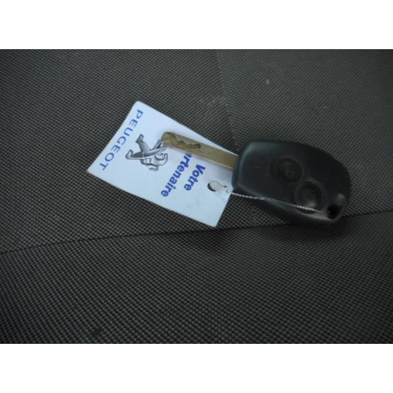 Commande autoradio RENAULT TWINGO 2 Photo n°25