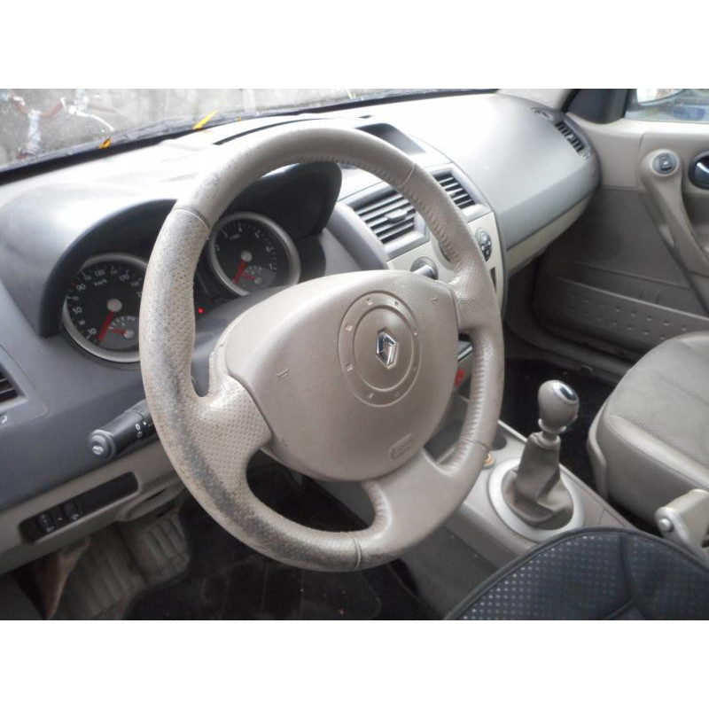 Pare choc arriere RENAULT MEGANE 2 Photo n°21