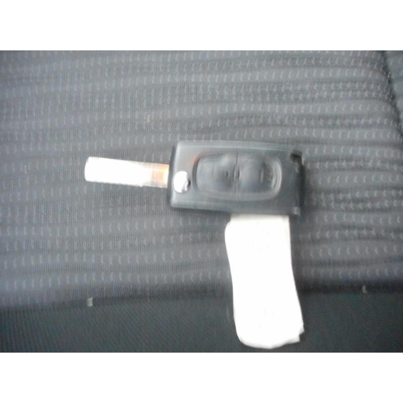 Pretensionneur de ceinture avant droit PEUGEOT 207 Photo n°23