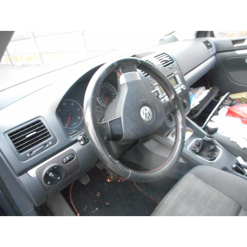 Charniere de capot VOLKSWAGEN GOLF 5 Photo n°10