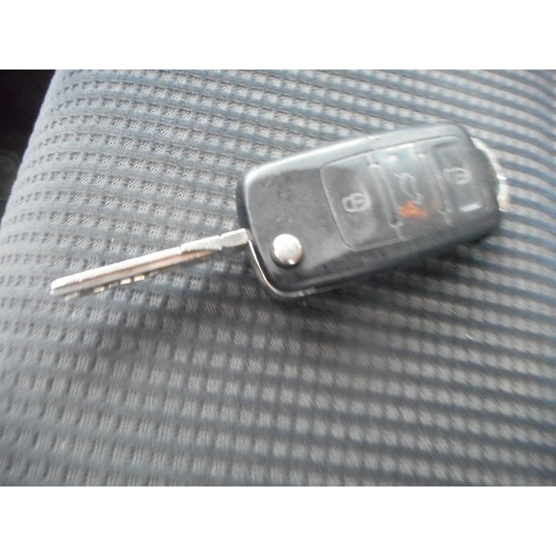 Renfort pare choc arriere (traverse) VOLKSWAGEN POLO 4 Photo n°19