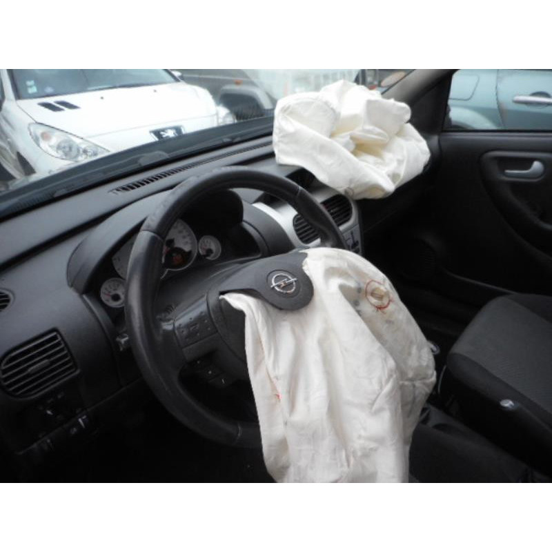 Compresseur clim OPEL CORSA C Photo n°20