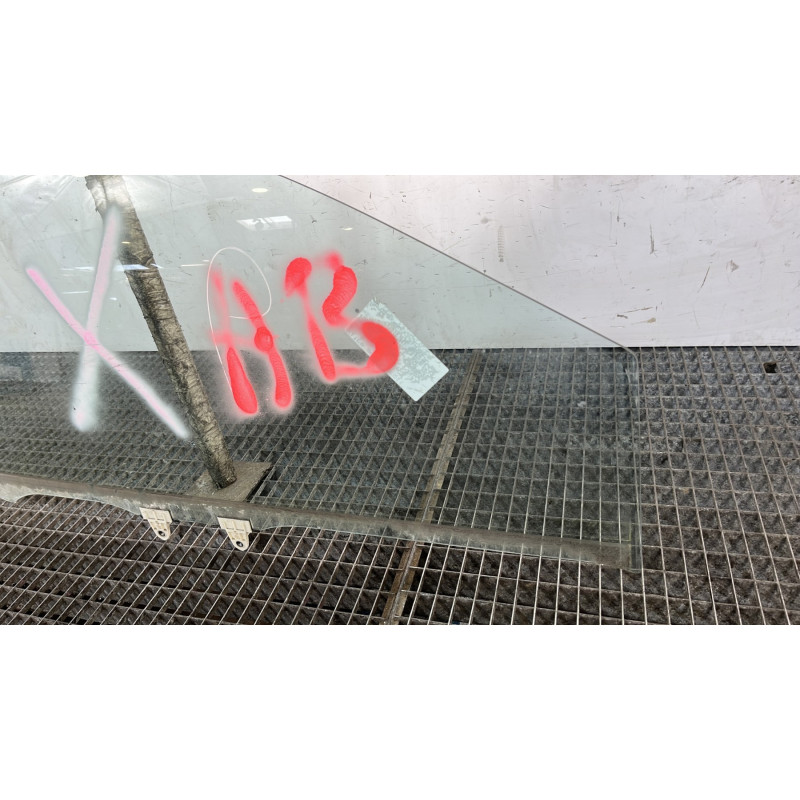 Vitre avant droit RENAULT TWINGO 2 Photo n°2