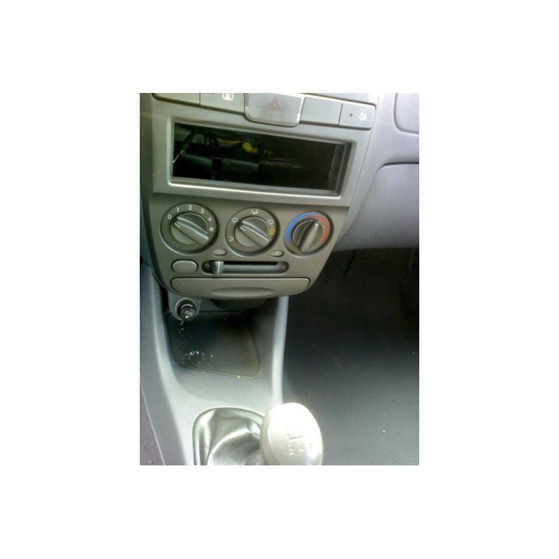 Leve vitre electrique avant gauche HYUNDAI ACCENT 2 Photo n°13