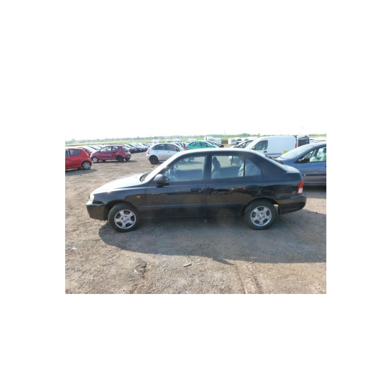 Leve vitre electrique avant gauche HYUNDAI ACCENT 2 Photo n°17