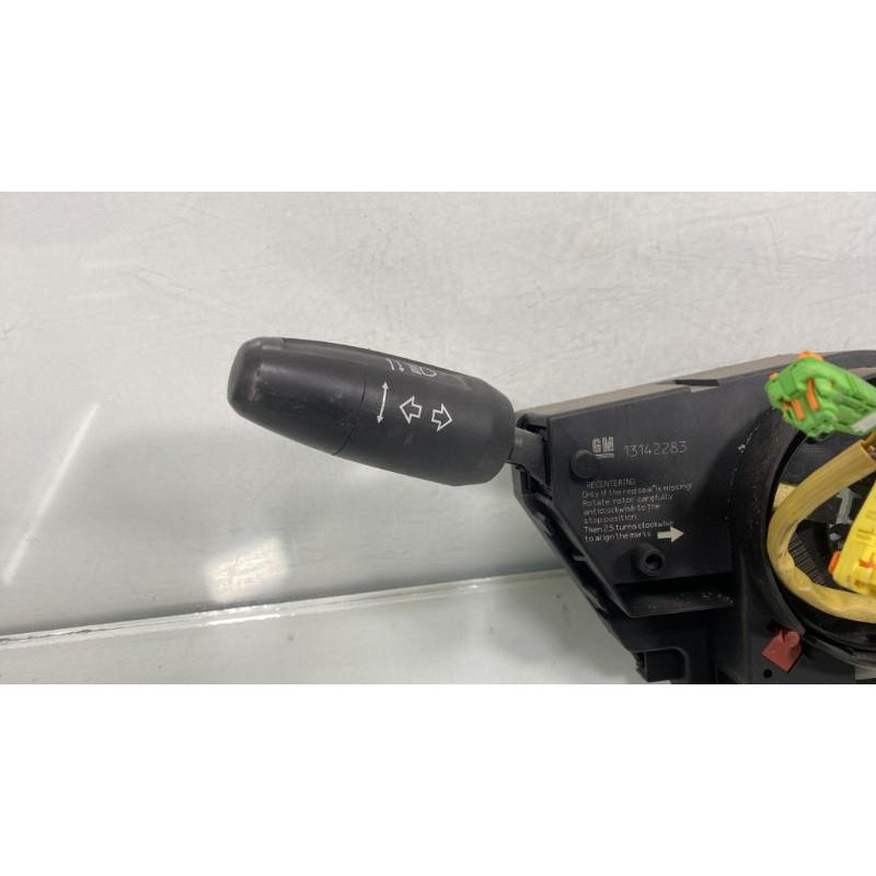 Com (Bloc Contacteur Tournant+Commodo Essuie Glace+Commodo Phare) OPEL CORSA D Photo n°17