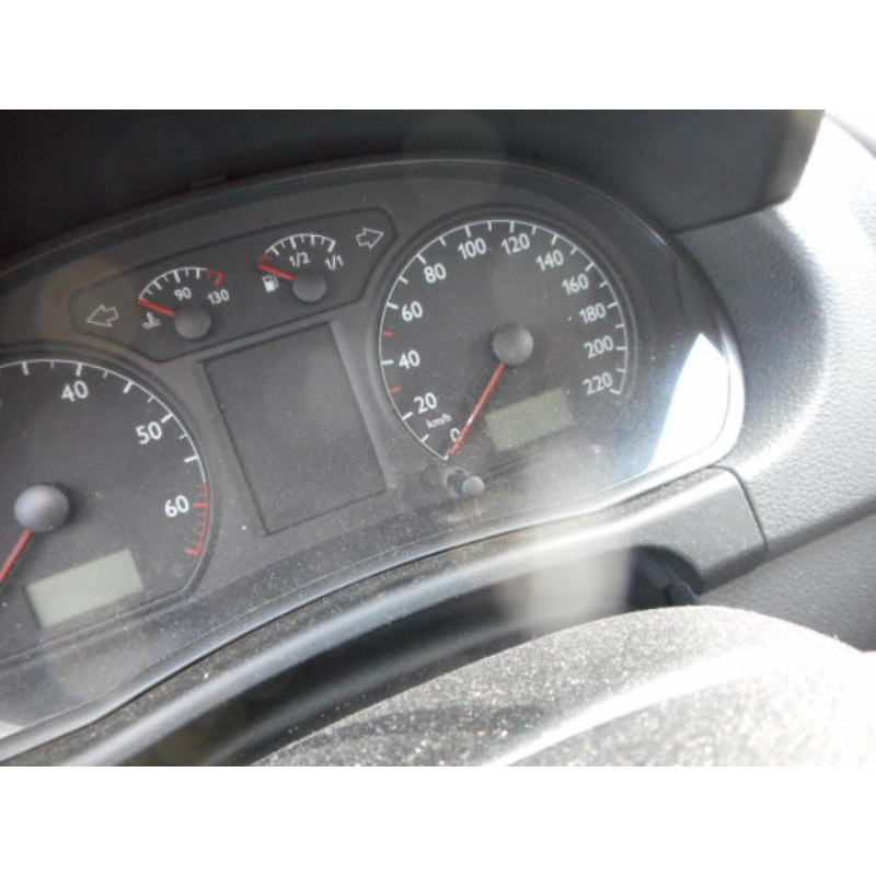 Renfort pare choc arriere (traverse) VOLKSWAGEN POLO 4 Photo n°16