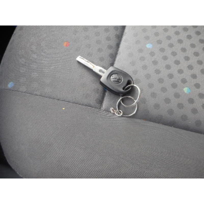 Renfort pare choc arriere (traverse) VOLKSWAGEN POLO 4 Photo n°17