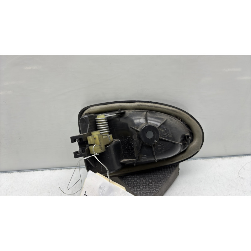 Poignee interieur avant droit RENAULT TRAFIC 2 Photo n°2