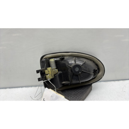 Poignee interieur avant droit RENAULT TRAFIC 2