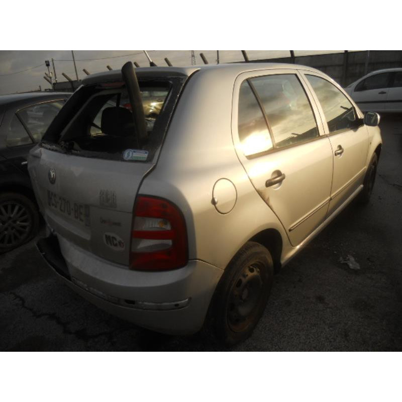 Traverse superieure SKODA FABIA 1 Photo n°12