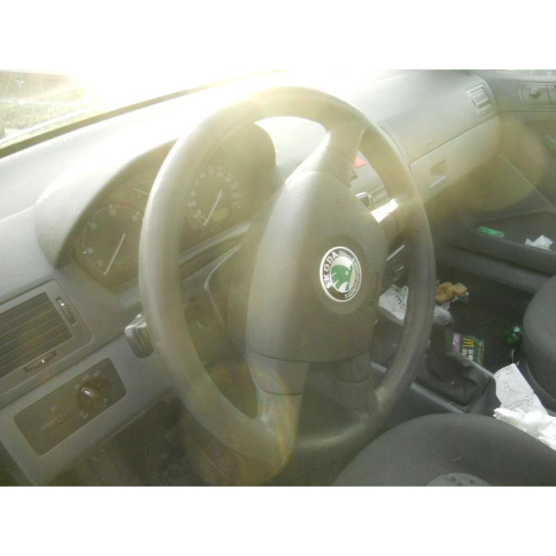 Traverse superieure SKODA FABIA 1 Photo n°14
