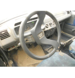 Traverse superieure PEUGEOT 205
