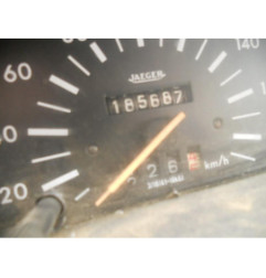Traverse superieure PEUGEOT 205