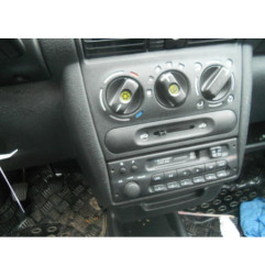 Leve vitre mecanique avant droit OPEL CORSA B