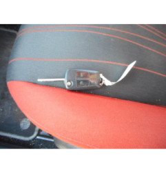 Interrupteur de leve vitre avant gauche OPEL CORSA D