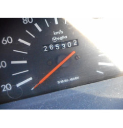Traverse superieure PEUGEOT 205