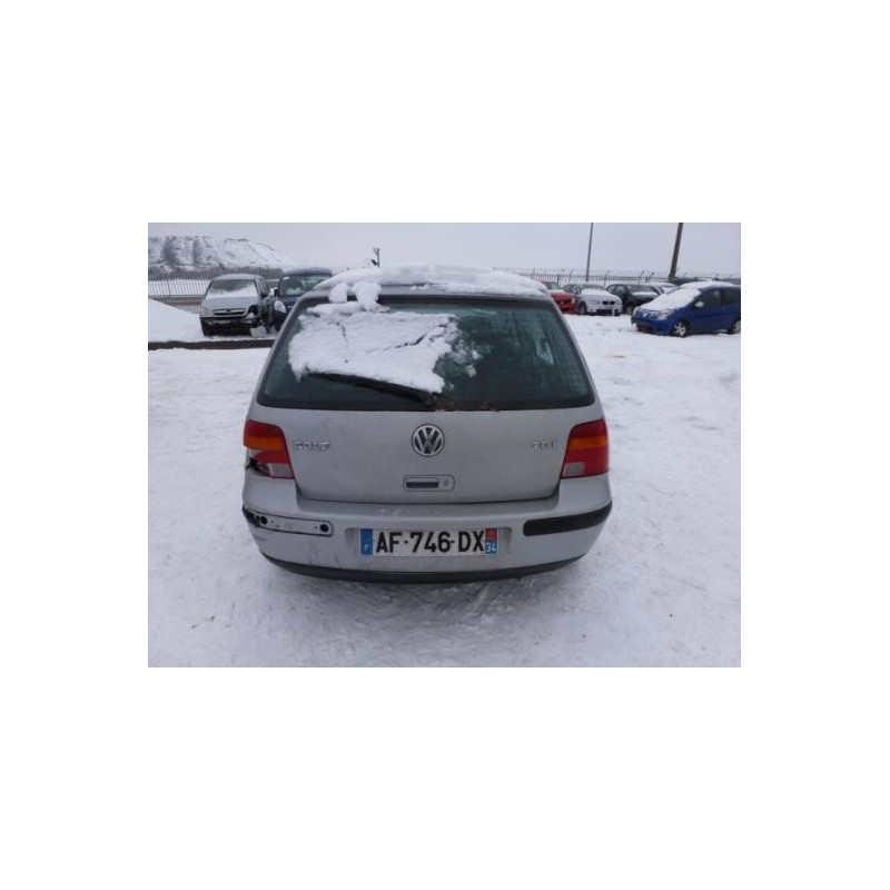 Renfort pare choc arriere (traverse) VOLKSWAGEN GOLF 4 Photo n°8
