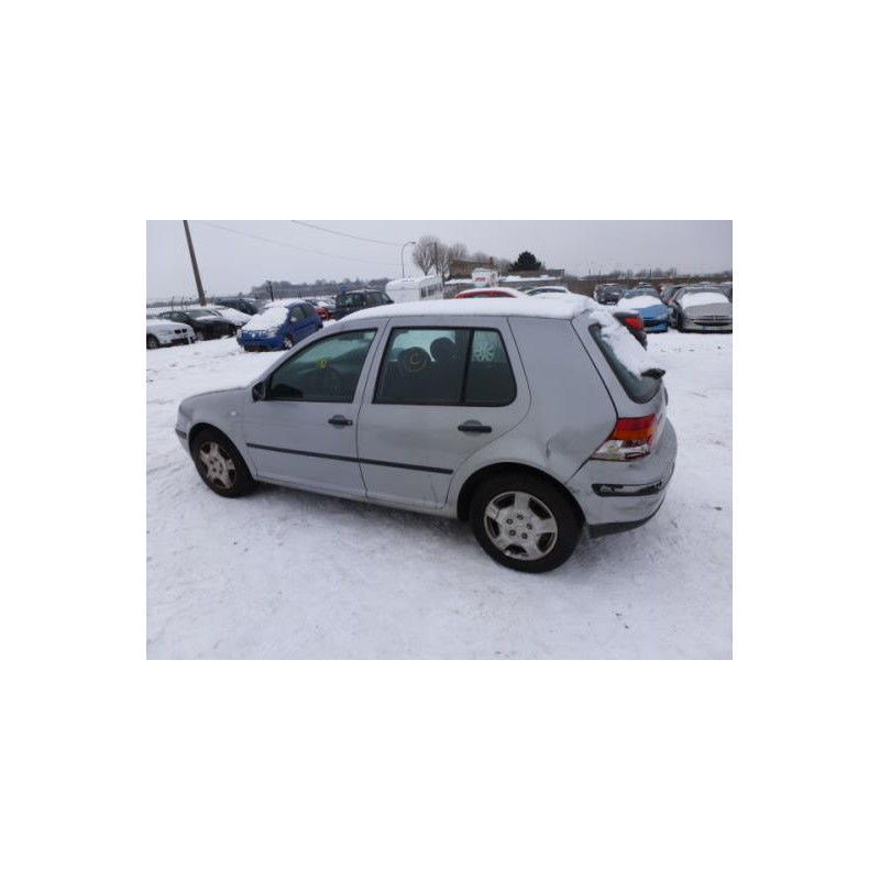 Renfort pare choc arriere (traverse) VOLKSWAGEN GOLF 4 Photo n°9