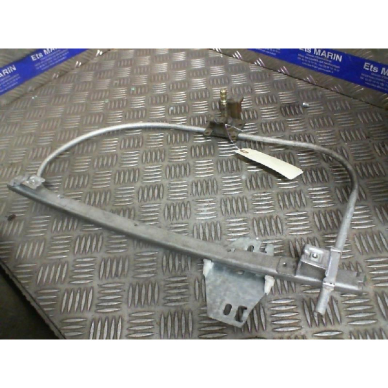 Leve vitre mecanique arriere gauche RENAULT CLIO 1 Photo n°10