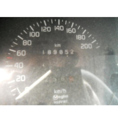 Leve vitre mecanique avant droit RENAULT CLIO 1