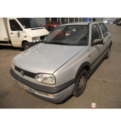 Pare choc arriere VOLKSWAGEN GOLF 3