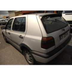 Pare choc arriere VOLKSWAGEN GOLF 3