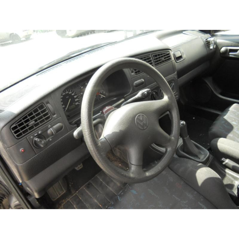 Pare choc arriere VOLKSWAGEN GOLF 3 Photo n°18