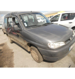 Pare choc arriere PEUGEOT PARTNER 1