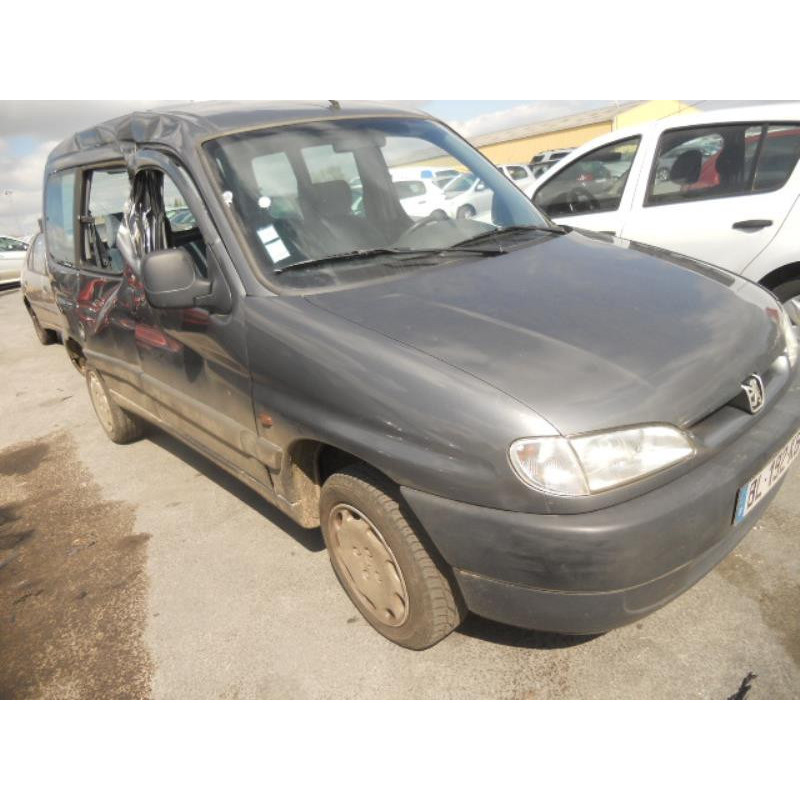 Pare choc arriere PEUGEOT PARTNER 1 Photo n°13