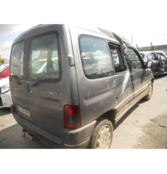 Pare choc arriere PEUGEOT PARTNER 1