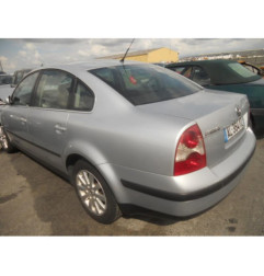 Pare choc arriere VOLKSWAGEN PASSAT 4