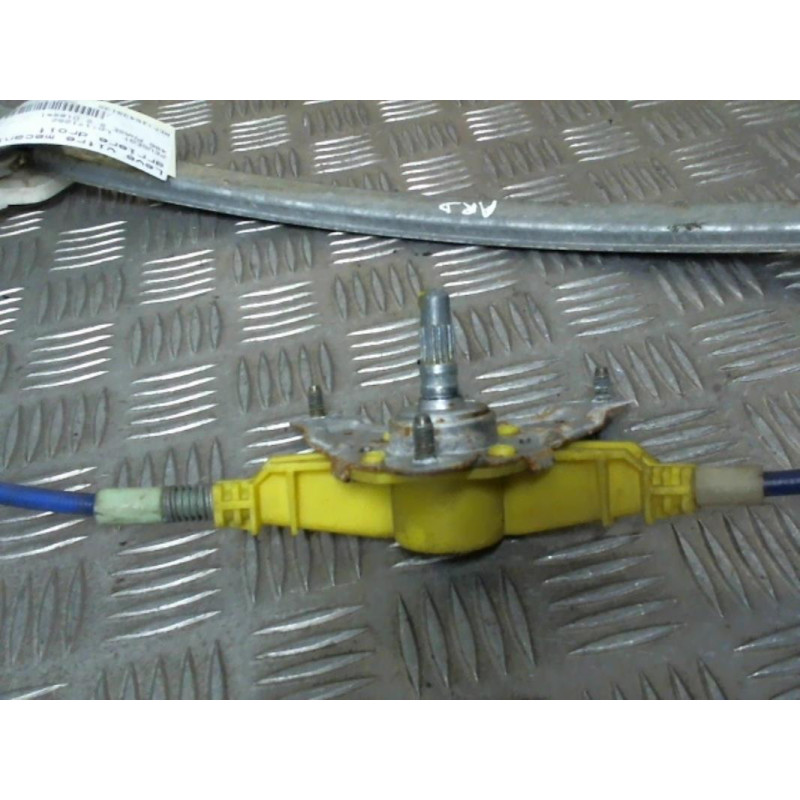 Leve vitre mecanique arriere droit PEUGEOT 406 Photo n°9