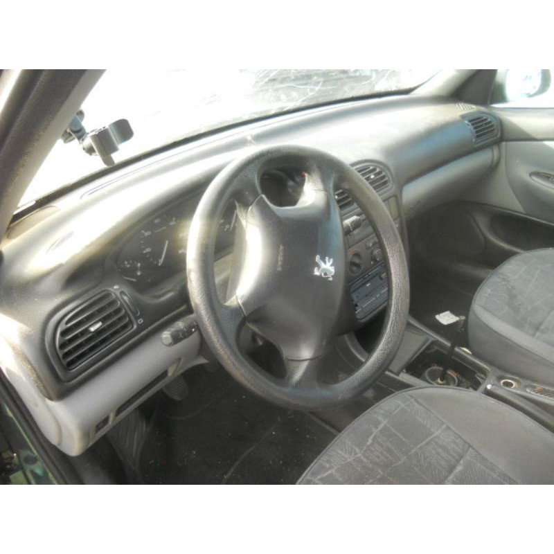 Leve vitre mecanique arriere droit PEUGEOT 406 Photo n°14