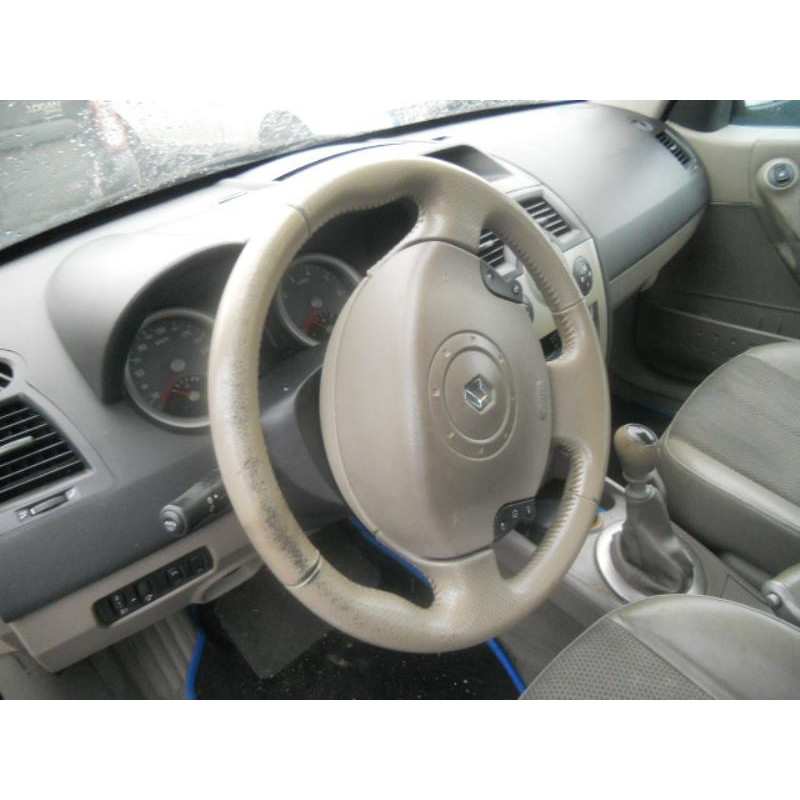 Pare choc arriere RENAULT MEGANE 2 Photo n°16
