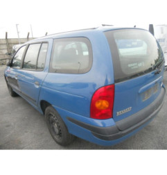 Pare choc arriere RENAULT MEGANE 1