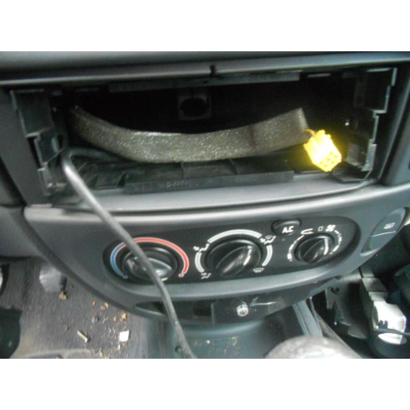 Pare choc arriere RENAULT MEGANE 1 Photo n°15