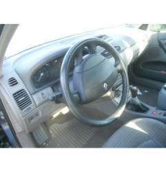 Pretensionneur de ceinture avant droit RENAULT LAGUNA 2
