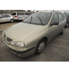 Traverse superieure RENAULT MEGANE 1
