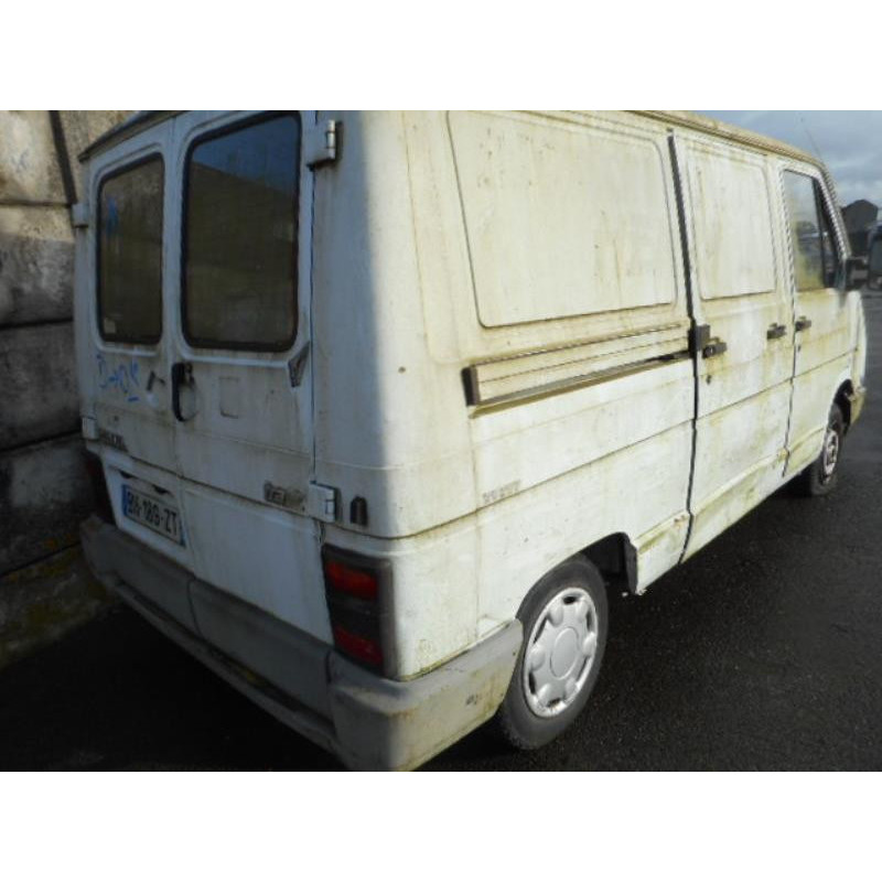 Traverse superieure RENAULT TRAFIC 1 Photo n°10