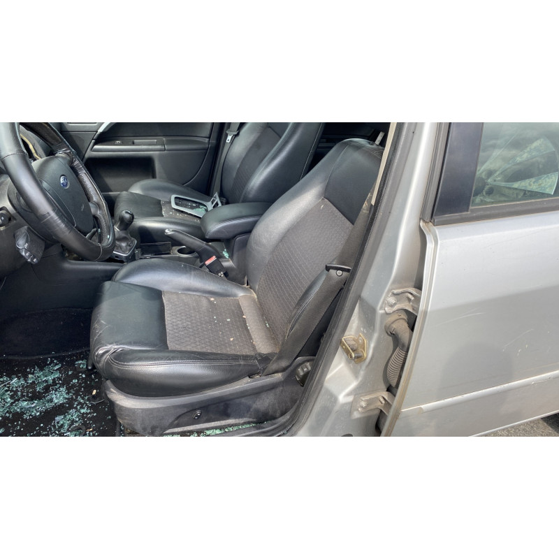 Feu arriere principal gauche (feux) FORD MONDEO 2 Photo n°16