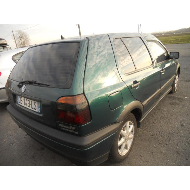 Pare choc arriere VOLKSWAGEN GOLF 3 Photo n°18