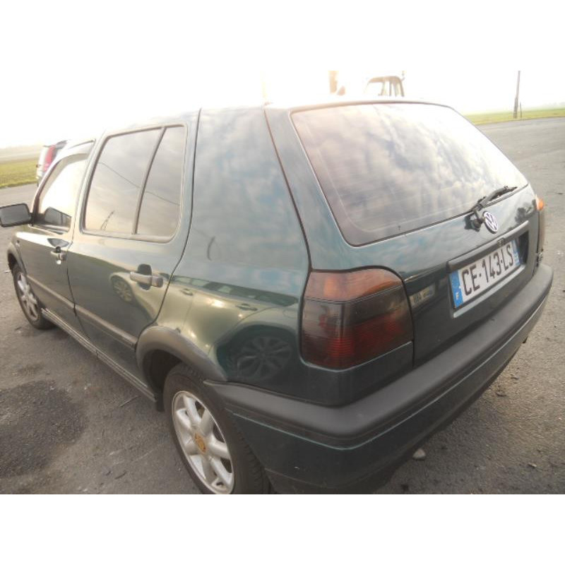 Pare choc arriere VOLKSWAGEN GOLF 3 Photo n°19